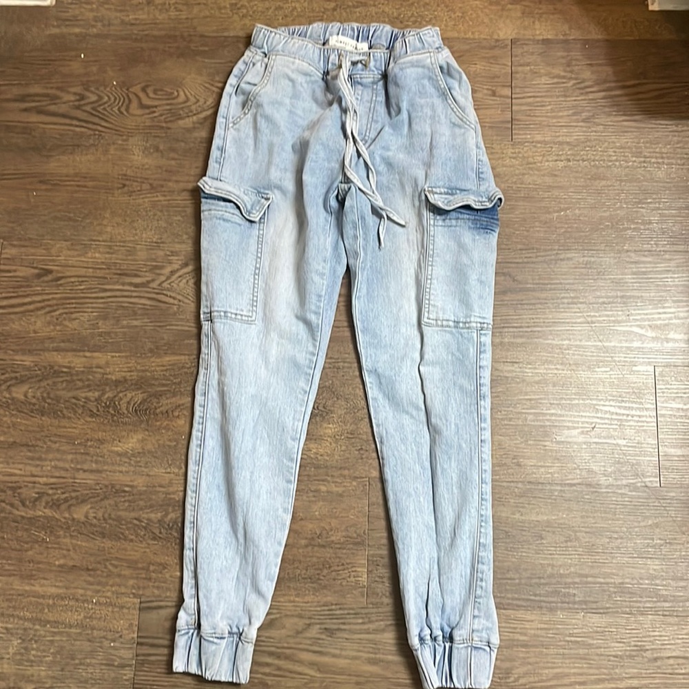 Light jeans